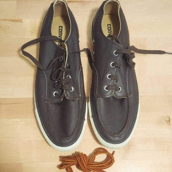 New CONVERSE Mens Sz 11 Dark Brown Leather Upper W/ 2nd Pair Shoelaces All Stars - Picture 2 of 8